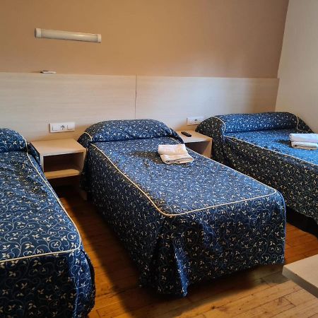 Pension La Principal Torrelavega Zewnętrze zdjęcie