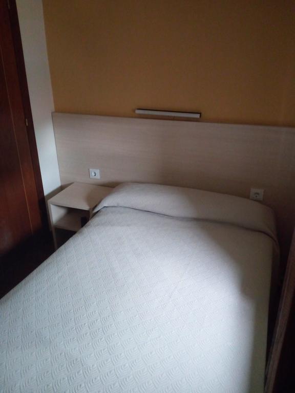 Pension La Principal Torrelavega Zewnętrze zdjęcie